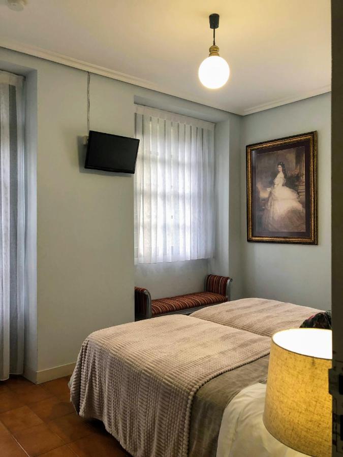 Pension Otola Azpeitia Buitenkant foto